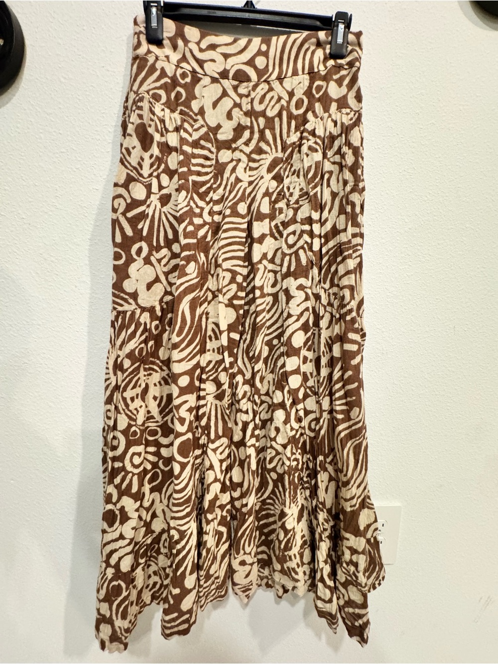 Free People XS Brown and Cream Printed Tiered Pants - Women